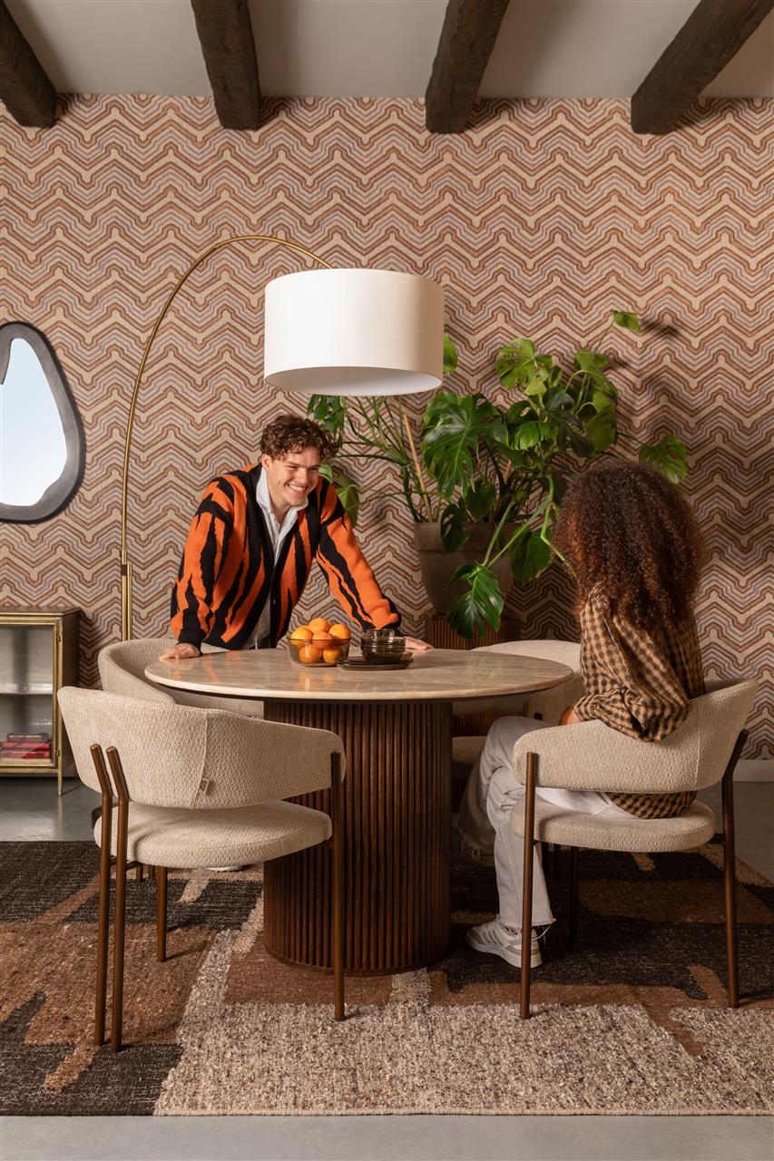 Arda Dining Table - Image 4