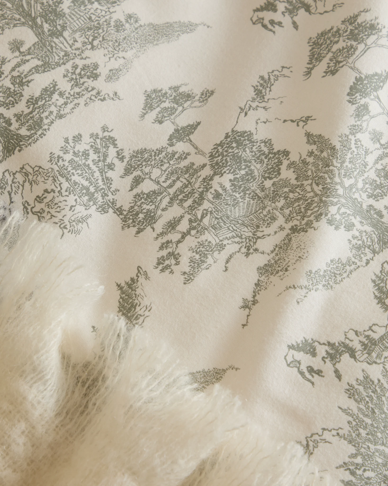 Foxford Eve Toile Flannel Duvet Set - Image 3