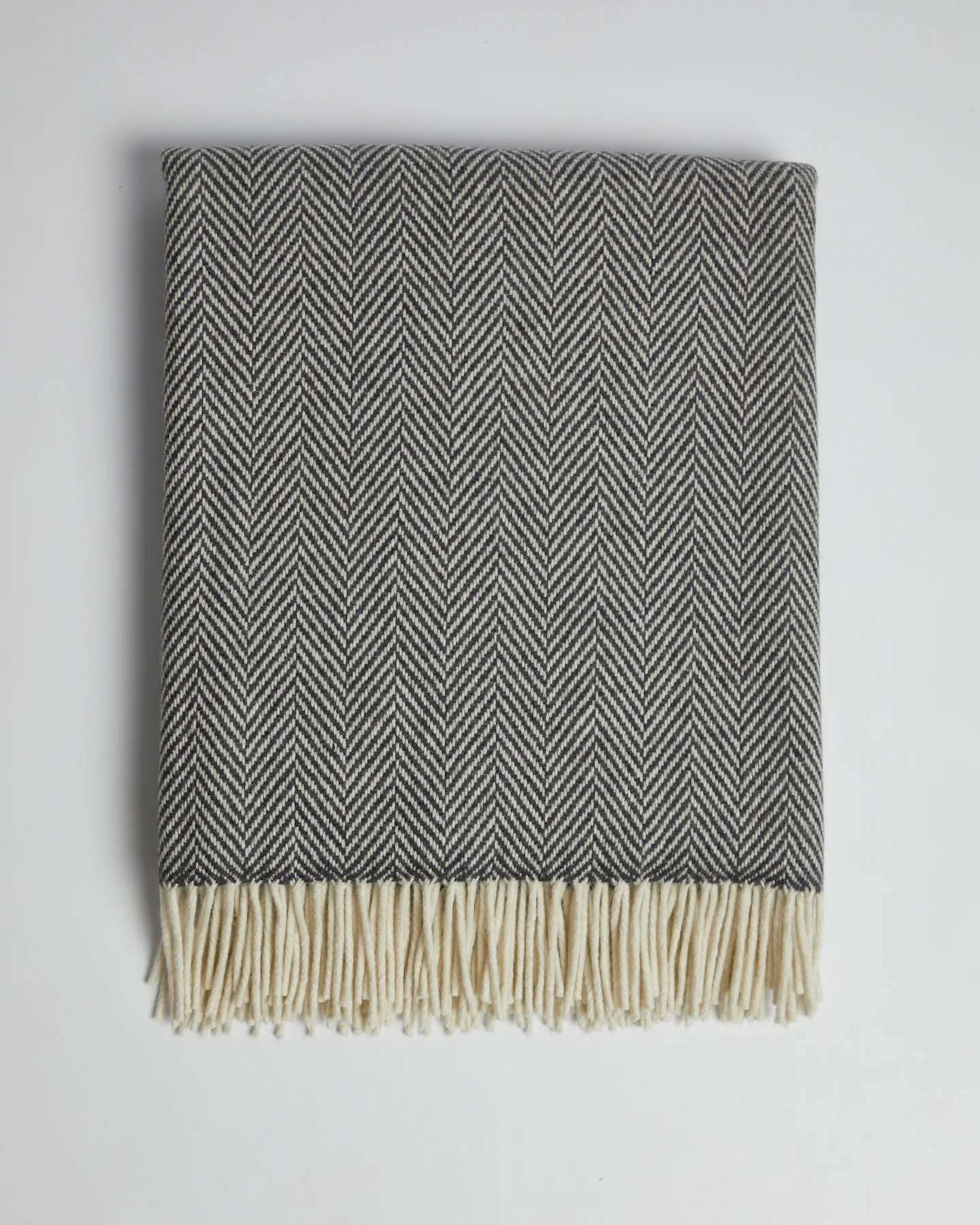 Foxford Belleek Cashmere and Lambswool Throw - Image 3
