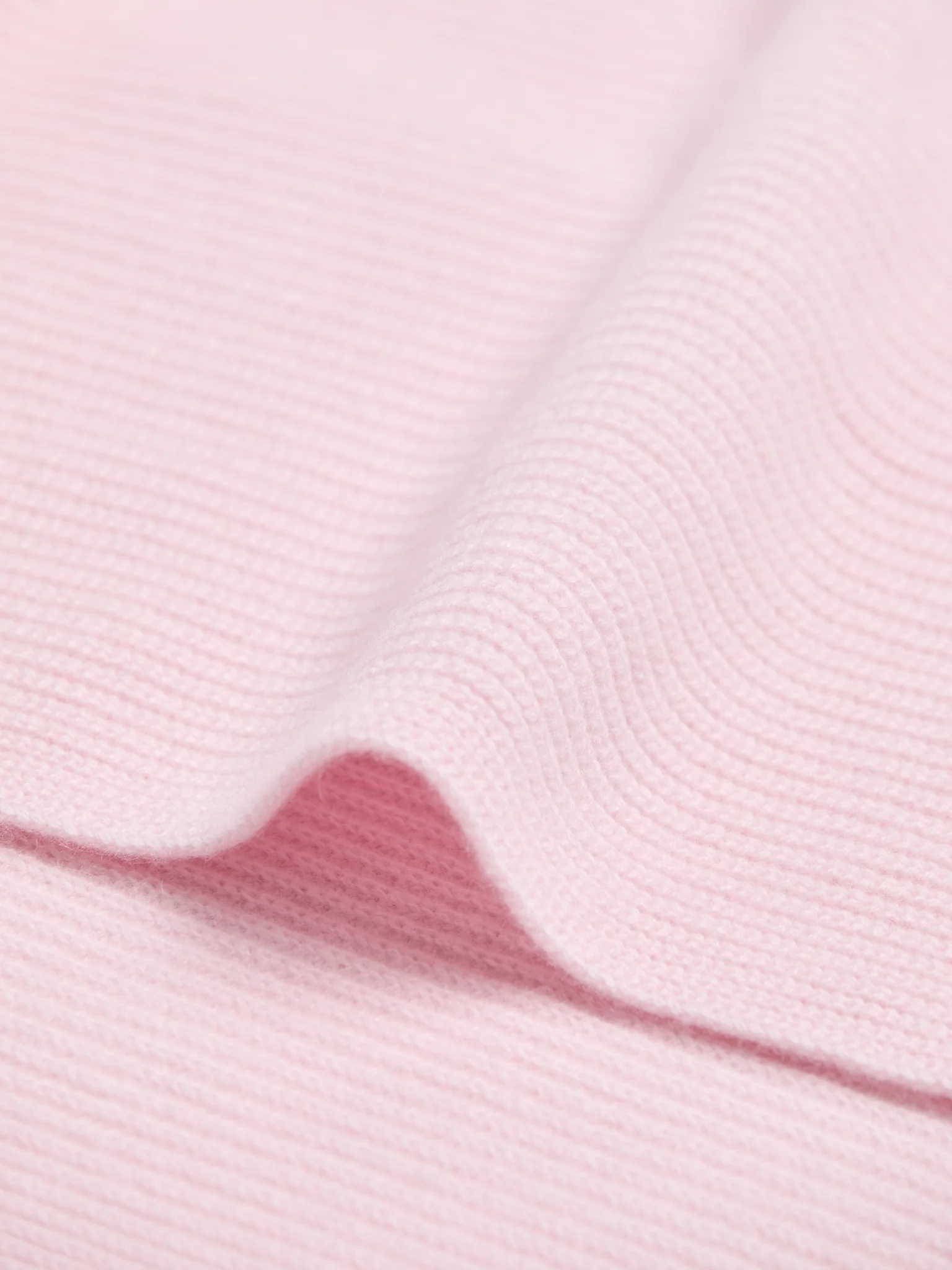 Foxford Cashmere Cosy Bundle in Pink - Image 5