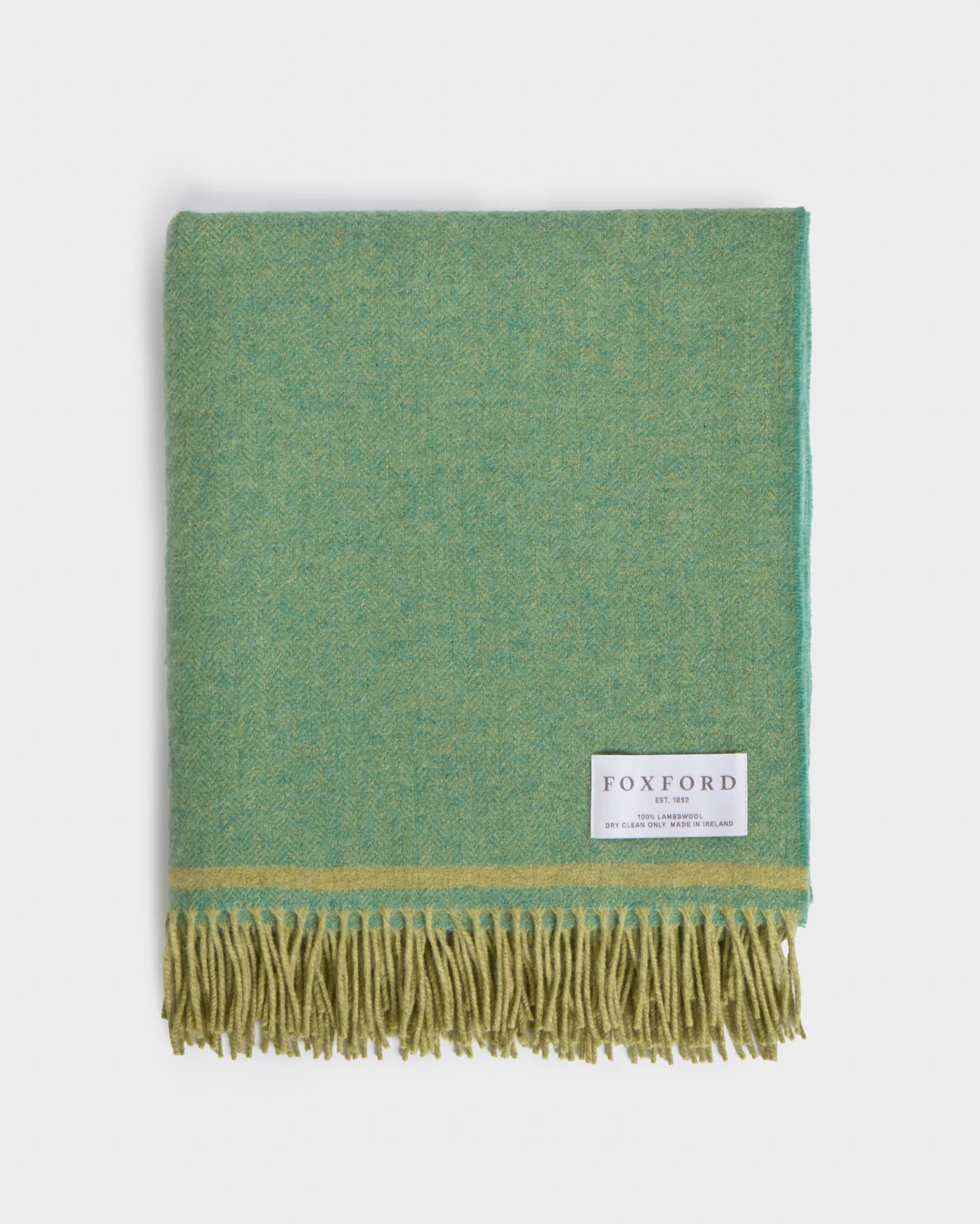 Foxford Cathal Lambswool Throw - Image 3