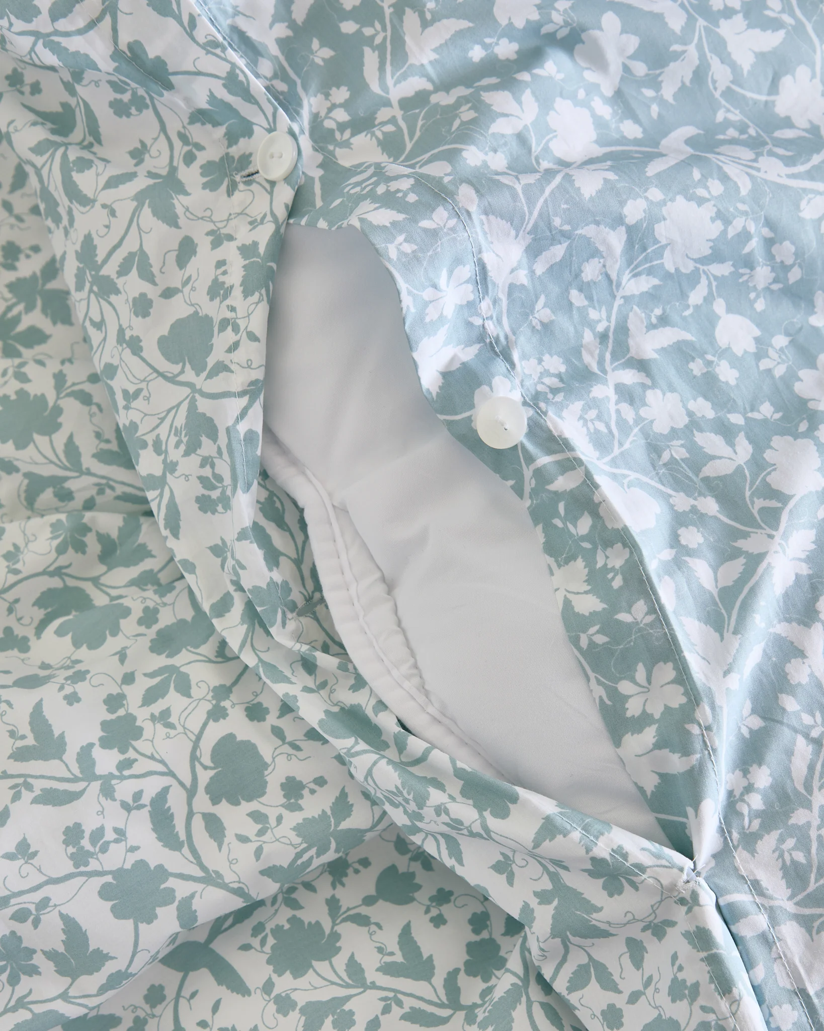 Foxford Claire Duvet Set - Image 3