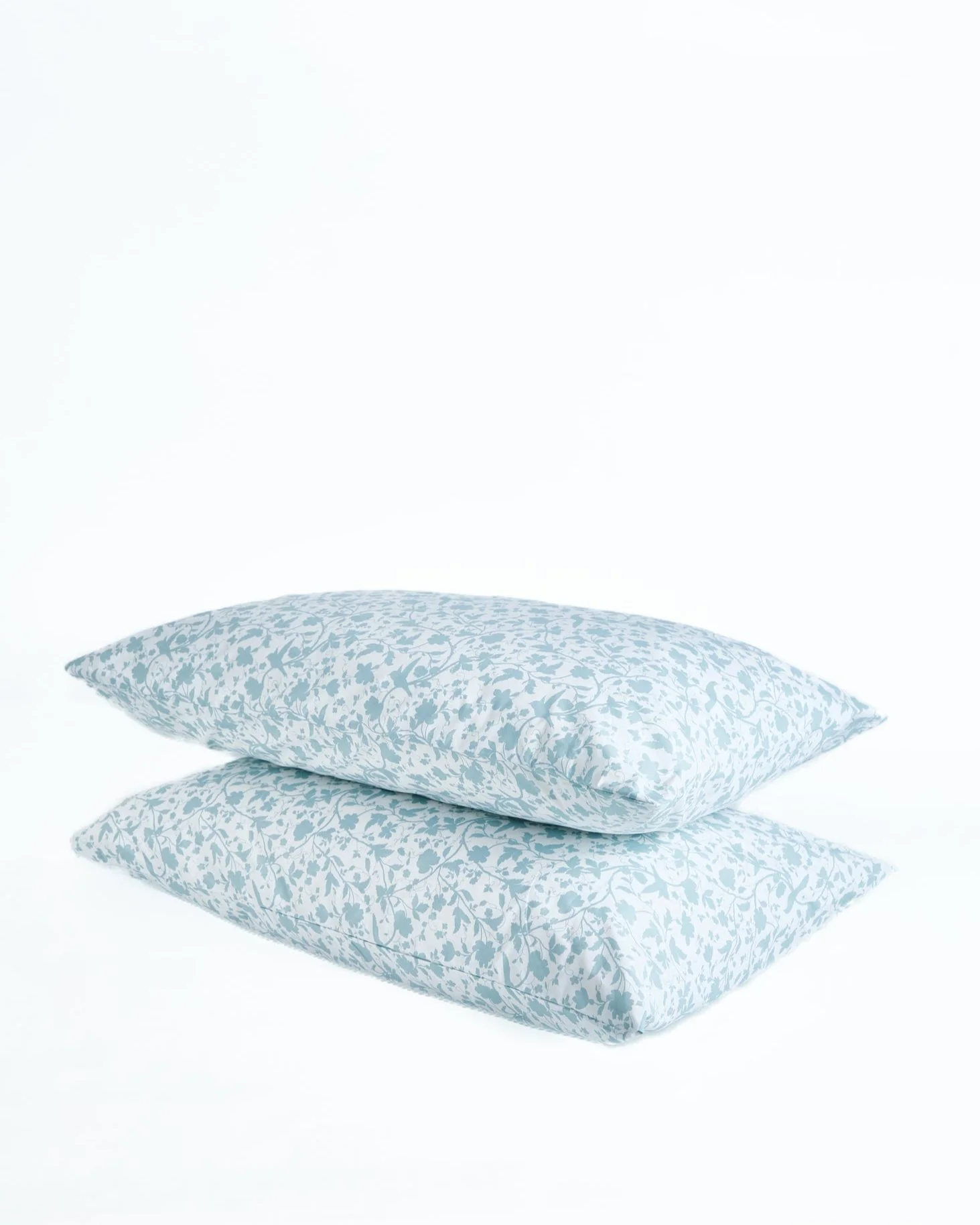 Foxford Claire White Pillowcase Set