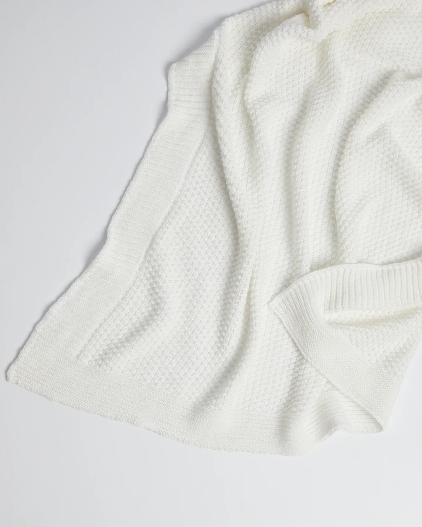 Foxford Cotton Baby Blanket- White - Image 3