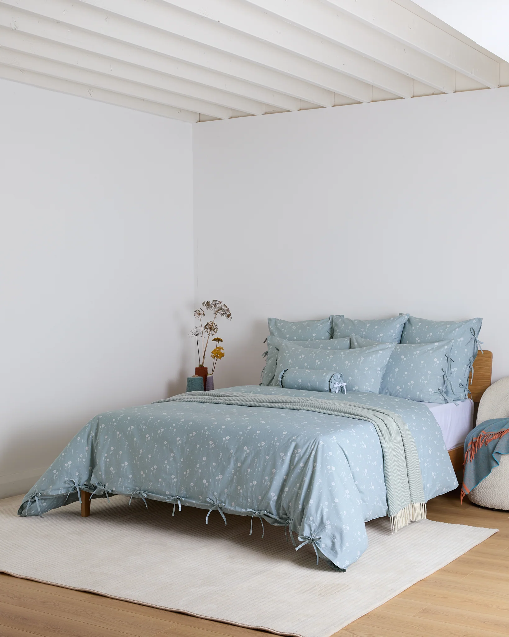 Foxford Daisy Duvet Set - Image 4