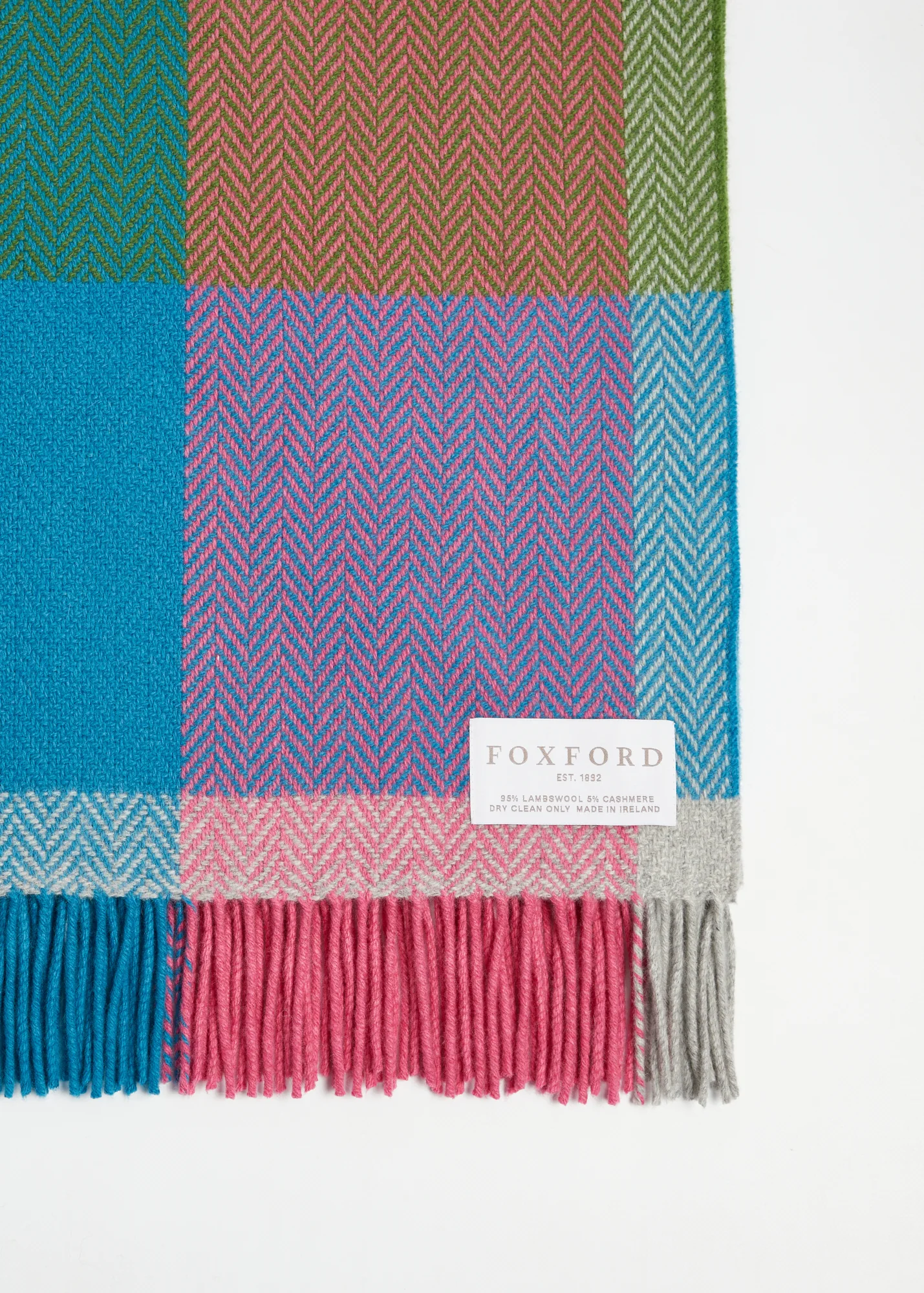 Foxford Deel Cashmere and Lambswool Throw - Image 4
