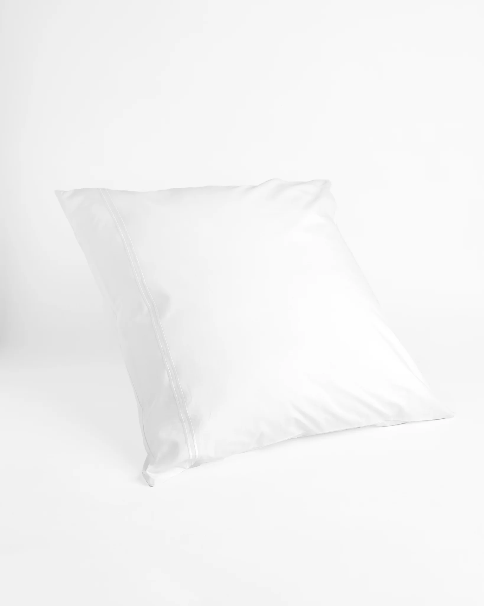 Foxford Evelyn White Rolenio Square Pillowcase
