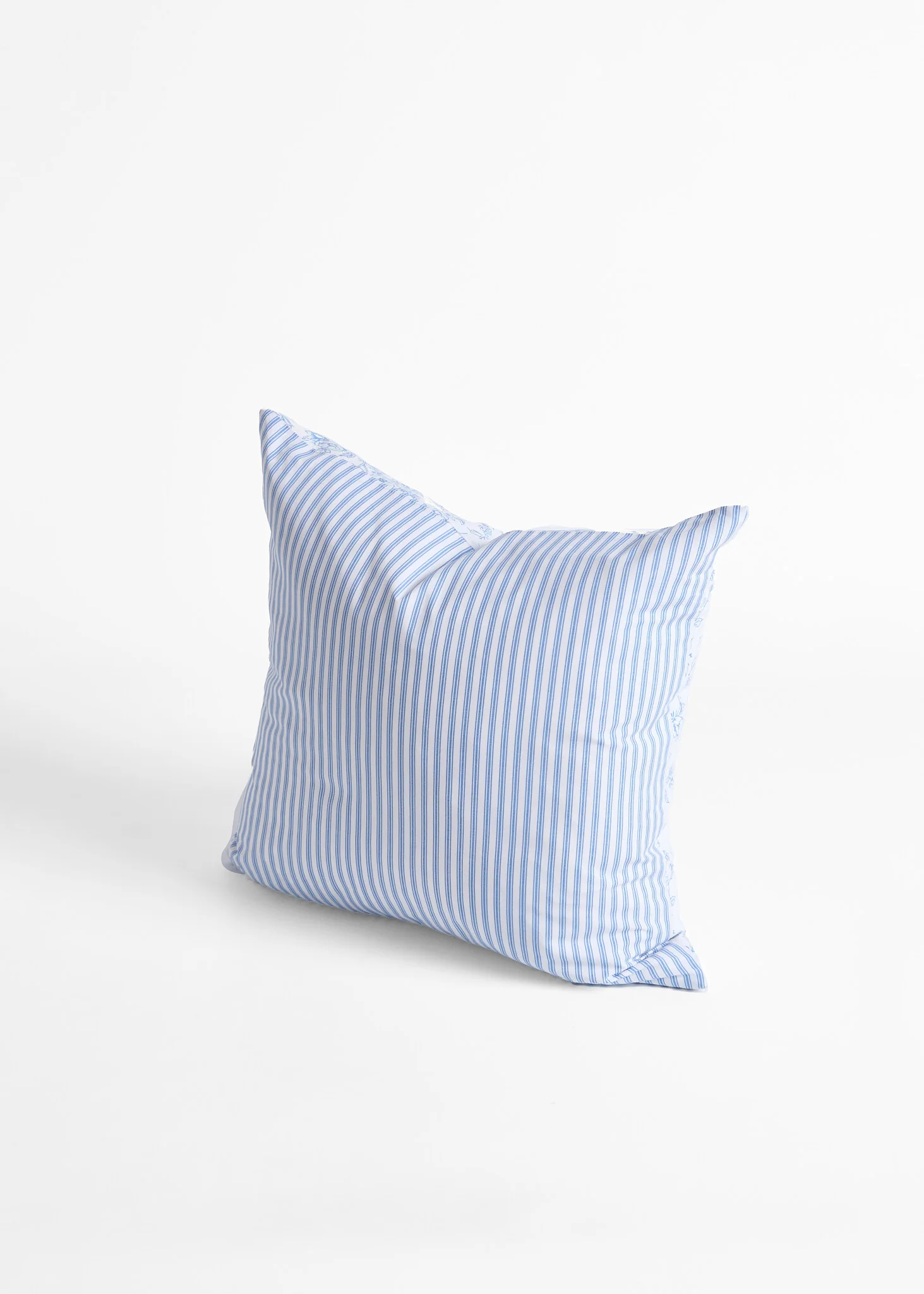 Foxford Garden Bouquet Cushion Small - Image 2
