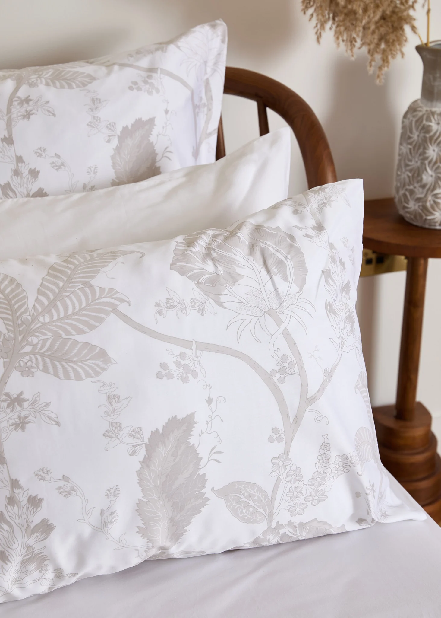 Foxford Jacobean Pillowcase Set - Image 2