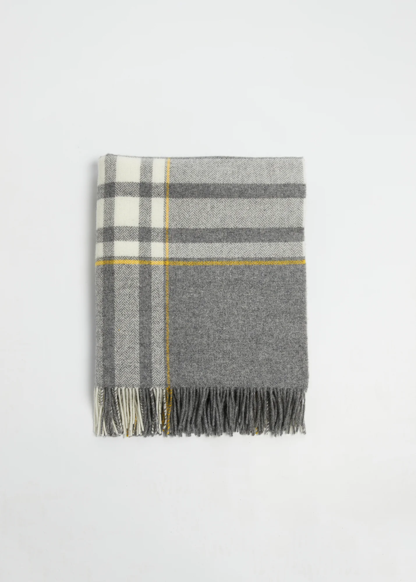 Foxford Liath Lambswool Throw - Image 3
