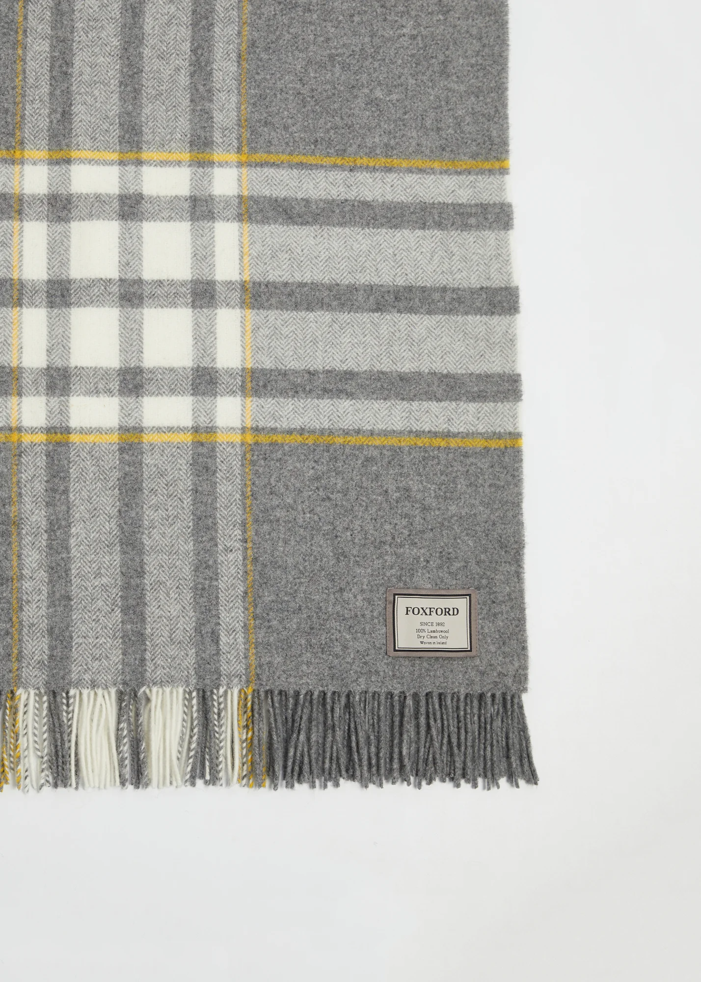 Foxford Liath Lambswool Throw - Image 4