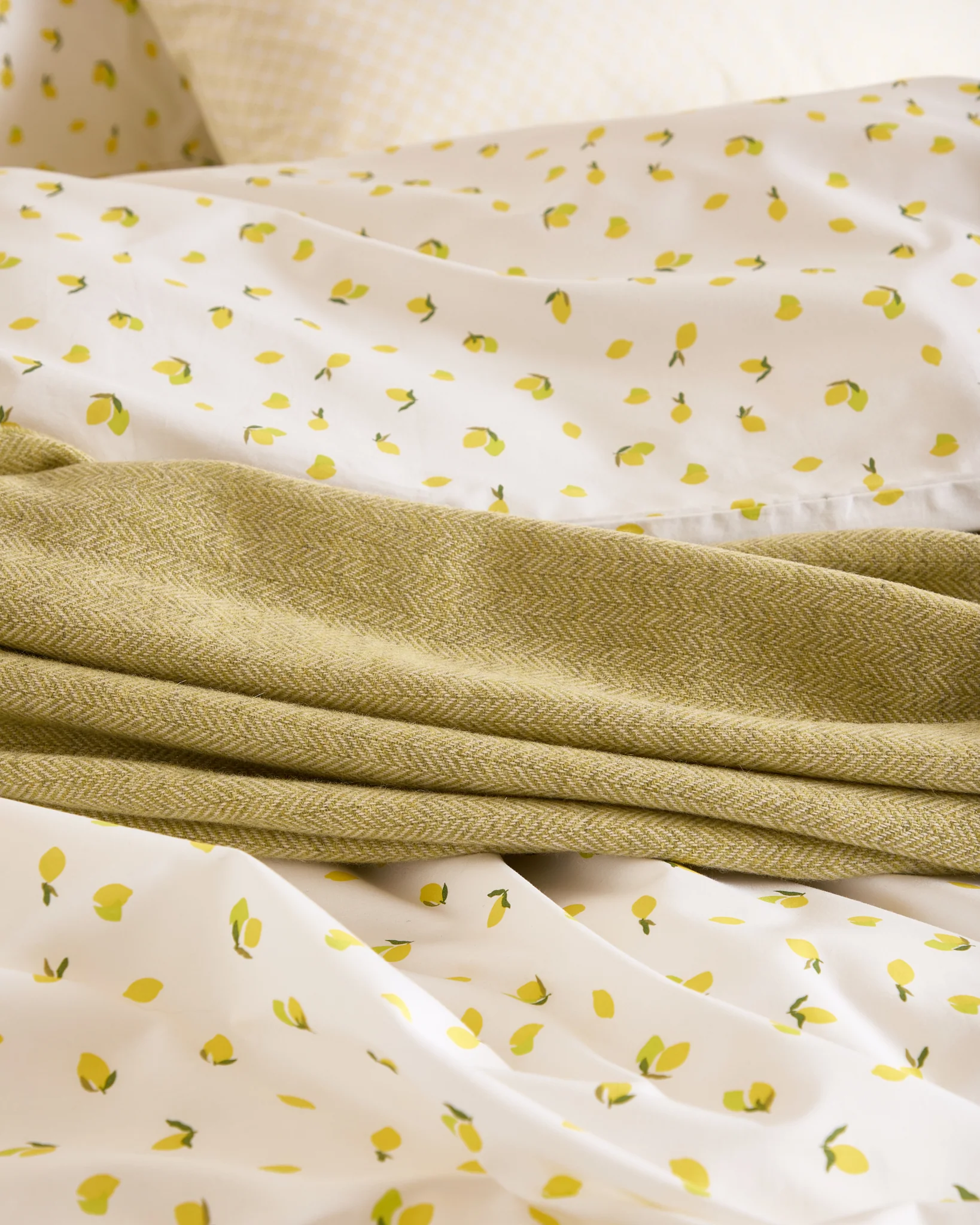 Foxford Lumi Duvet Set - Image 3