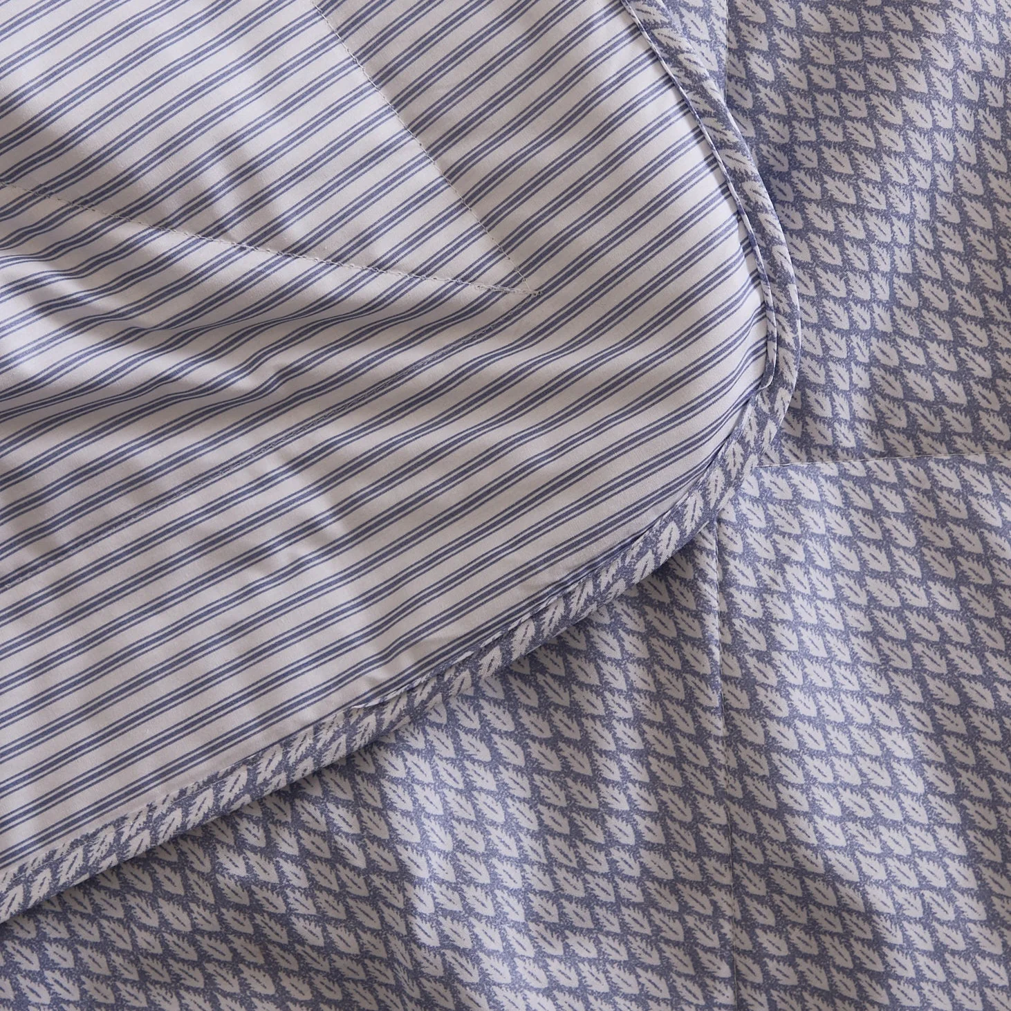Foxford Nancy Quilt - Image 3