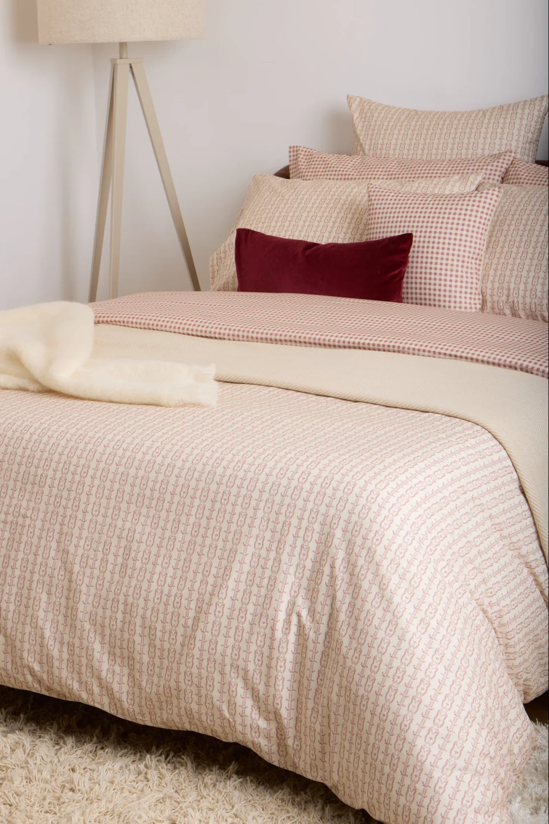 Foxford Poppy Duvet Cover Set - Image 4