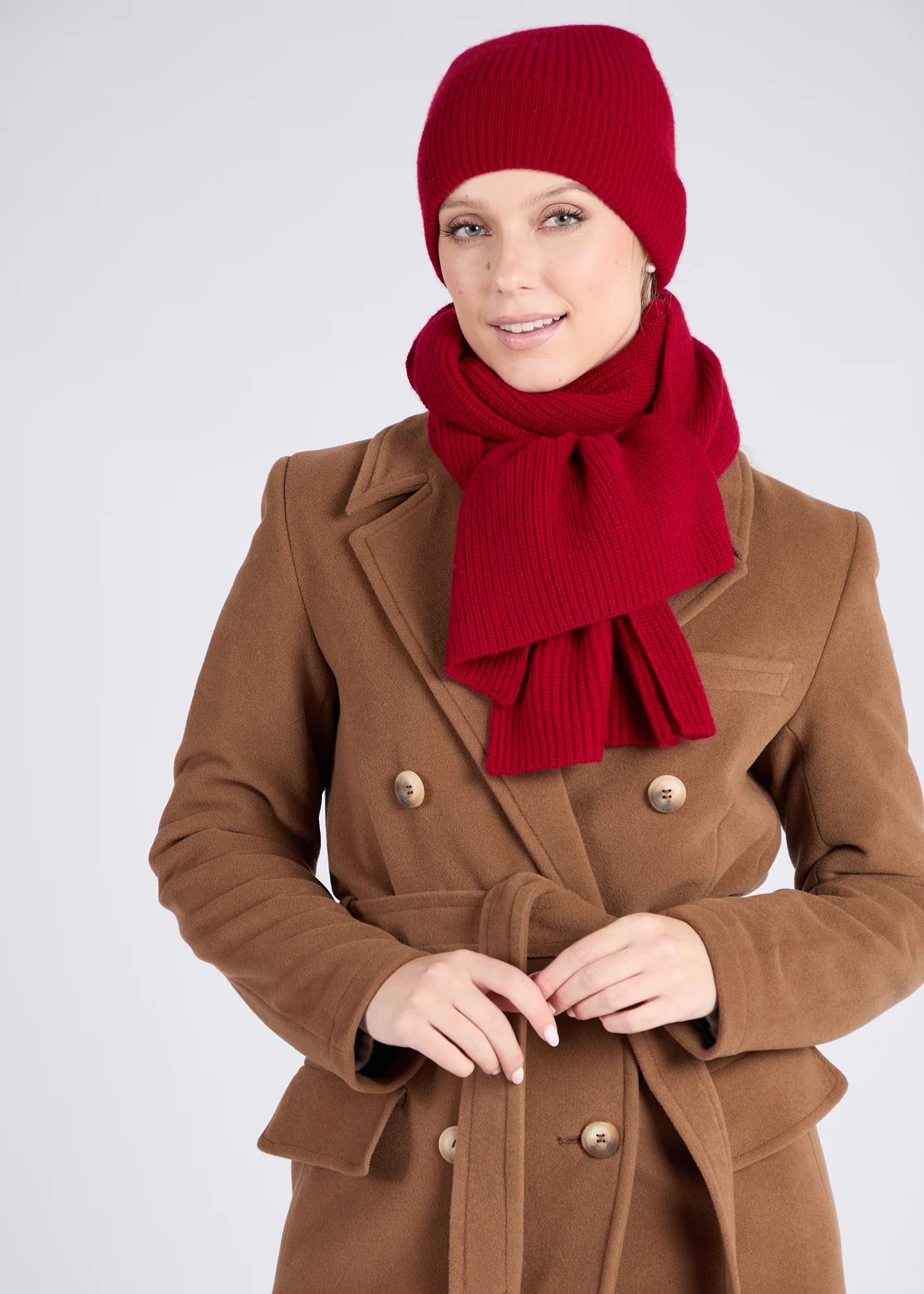 Foxford Red Ribbed Cashmere Beanie - Image 2