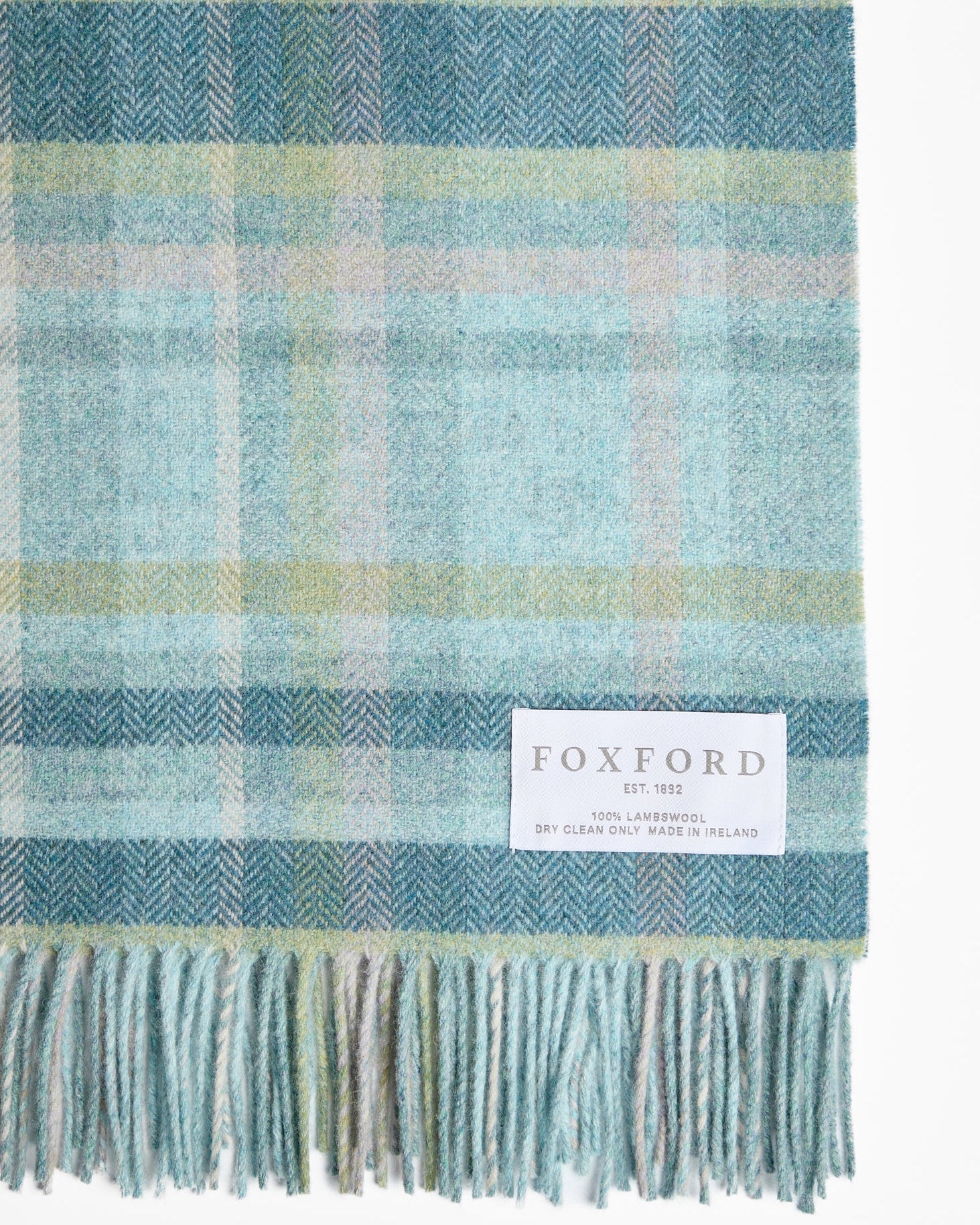 Foxford Rosslare Lambswool Throw - Image 4