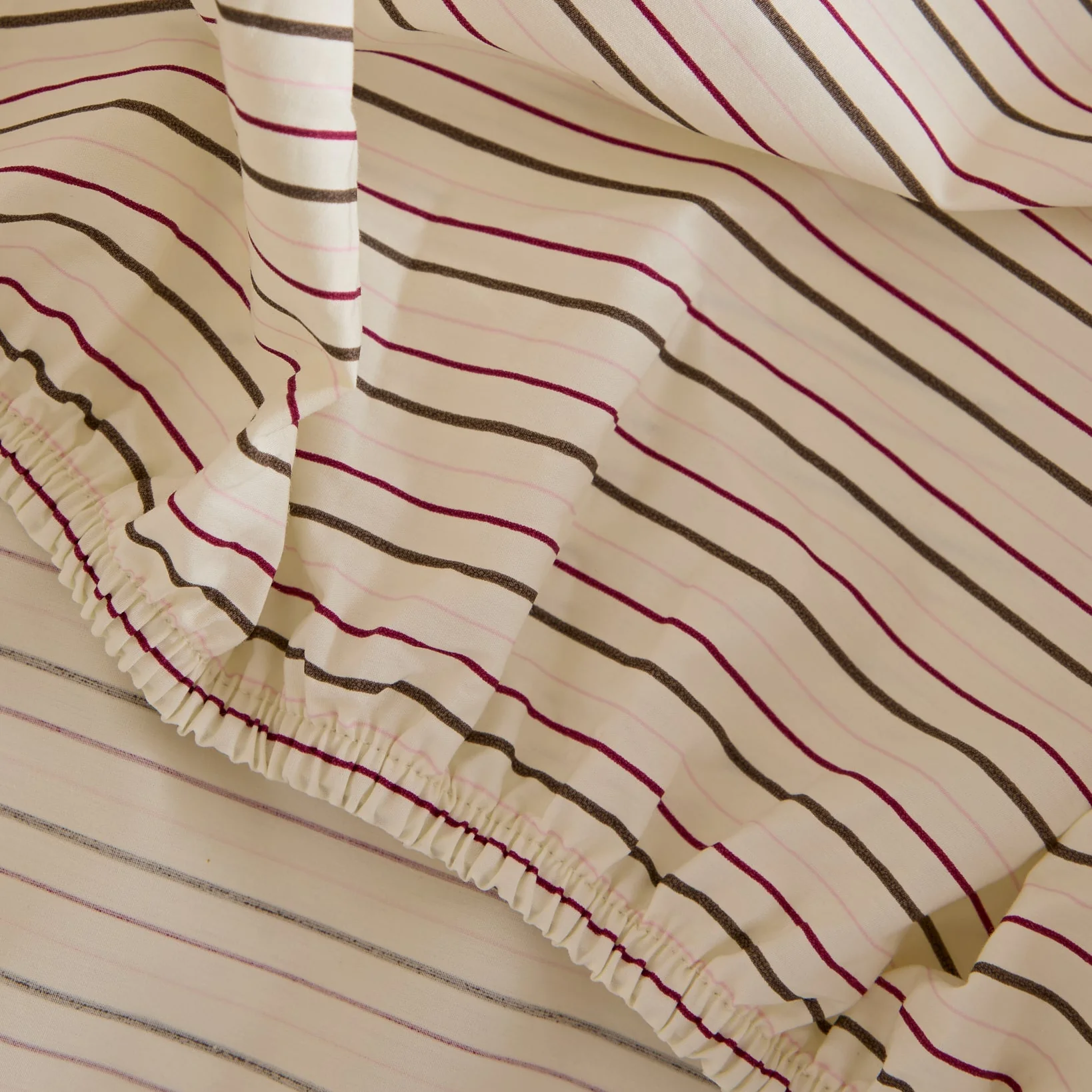 Foxford Tess Stripe Fitted Sheet - Image 2