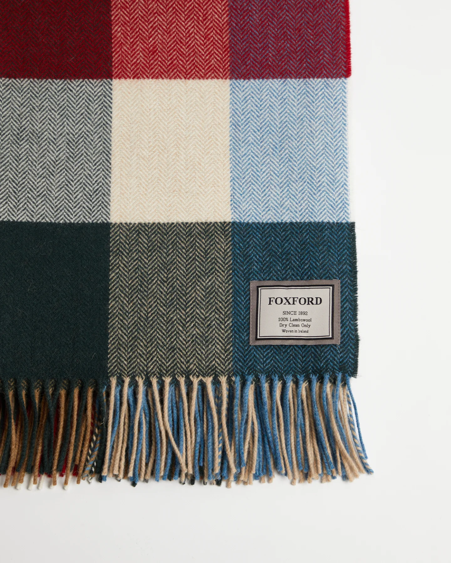Foxford Woodland Avenue Lambswool Throw - Image 4