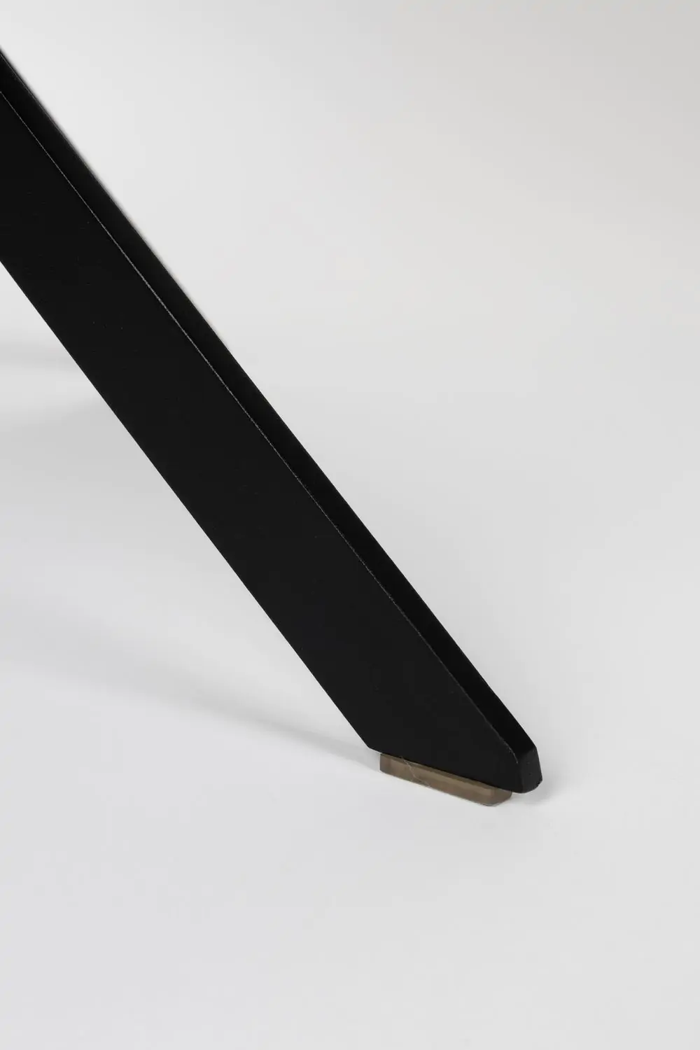 Frie Lounge Chair - Image 15