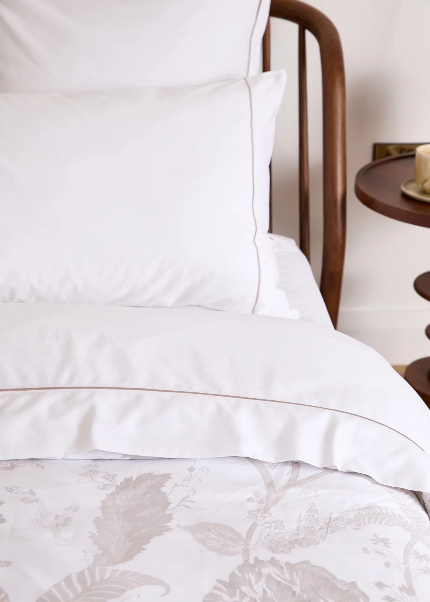 Foxford Standard Nacre Rolenio Pillowcase - Image 3