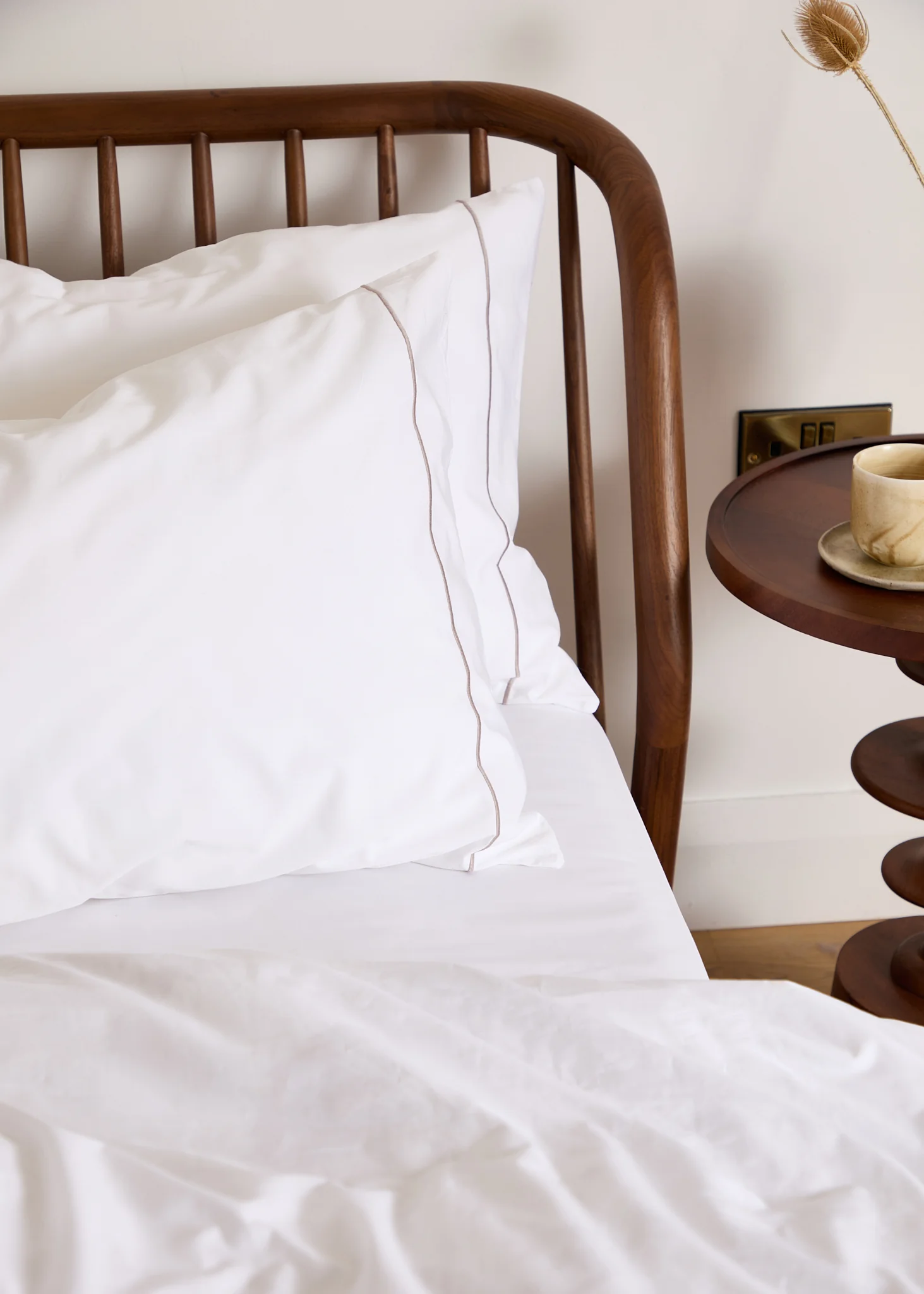 Foxford Standard Nacre Rolenio Pillowcase - Image 5