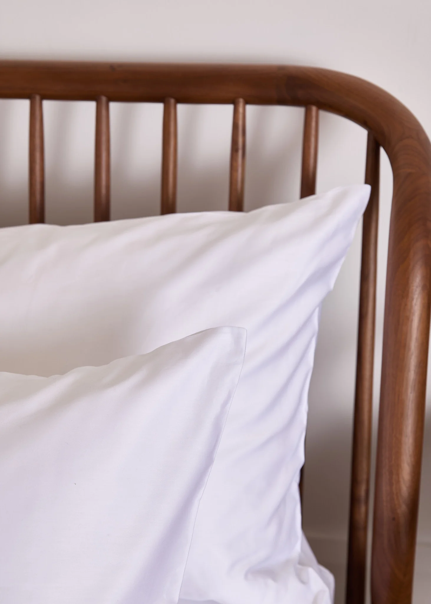 Foxford Sateen Weave Standard Pillowcase - Image 3
