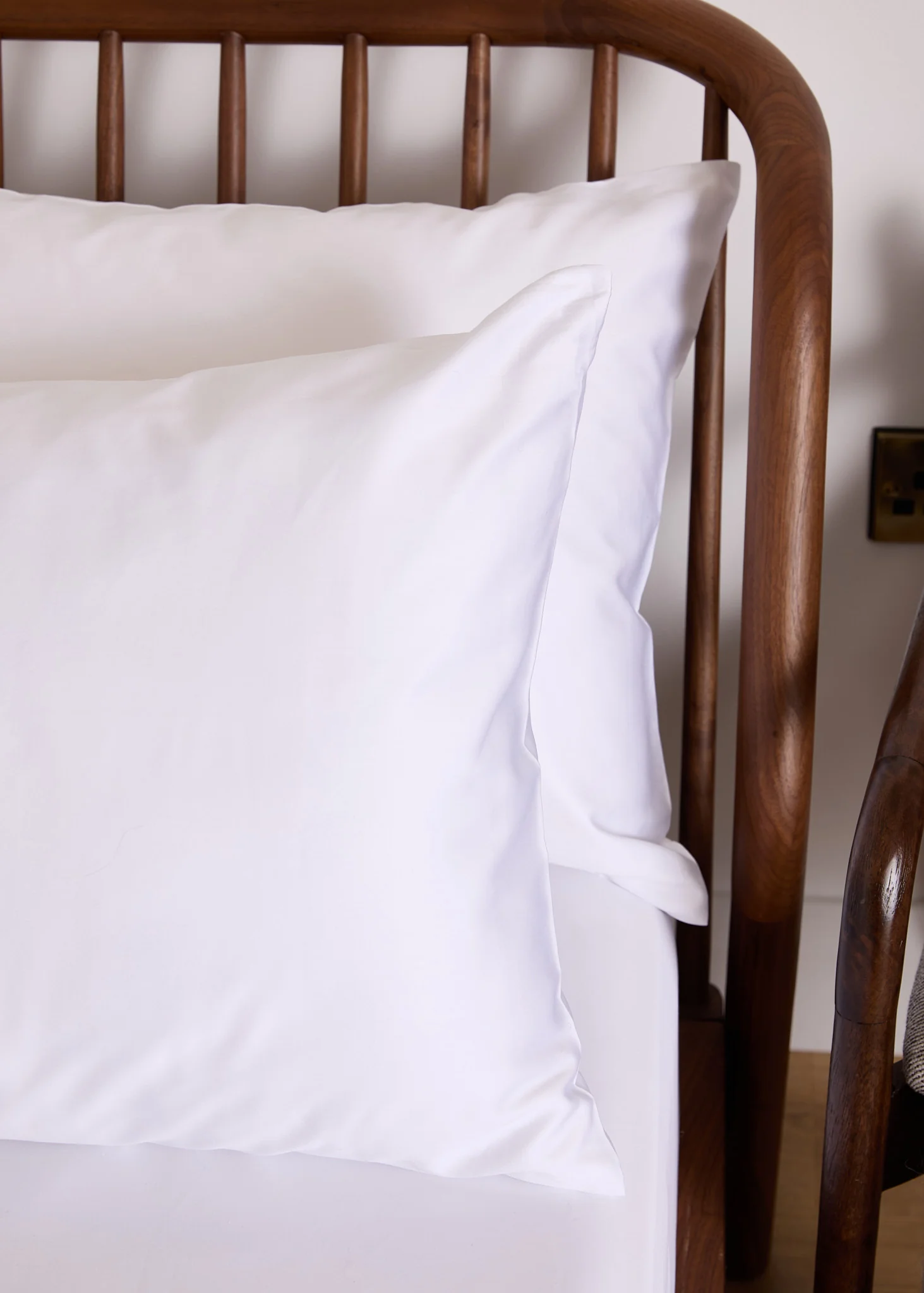 Foxford Sateen Weave Standard Pillowcase - Image 5