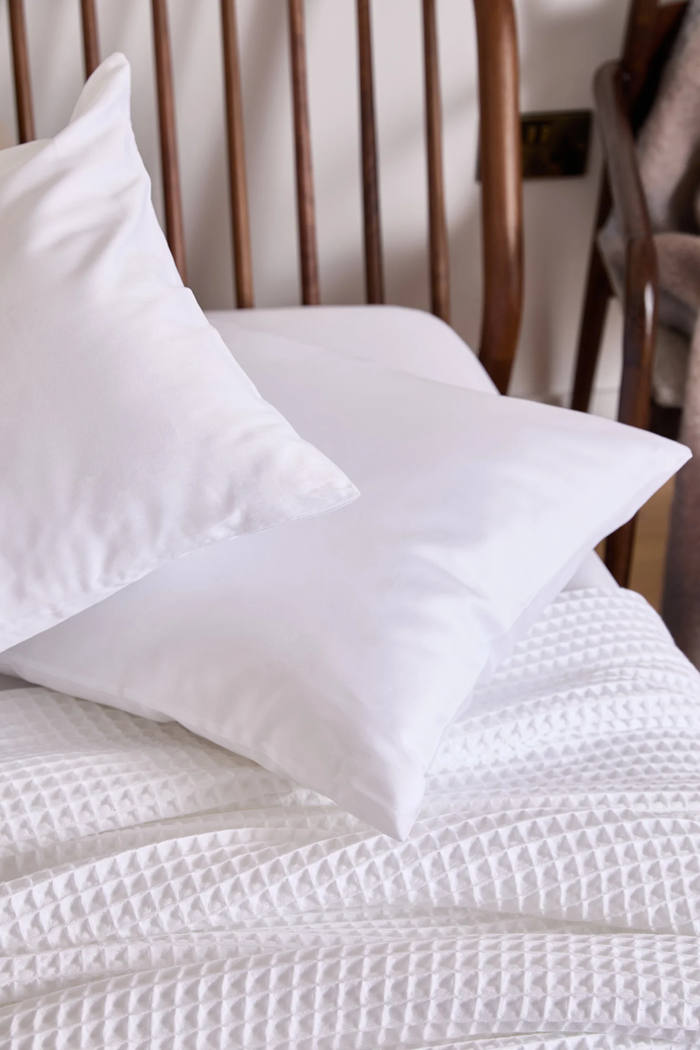 Foxford Sateen Weave Standard Pillowcase - Image 7