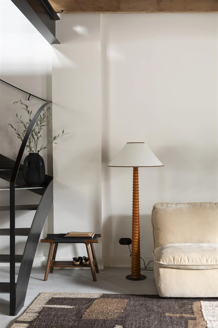Stool Kintaro Walnut - Image 4