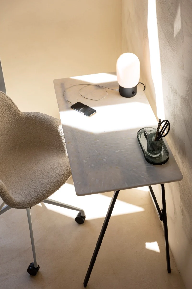 Black Urban Charger Table Lamp - Image 4