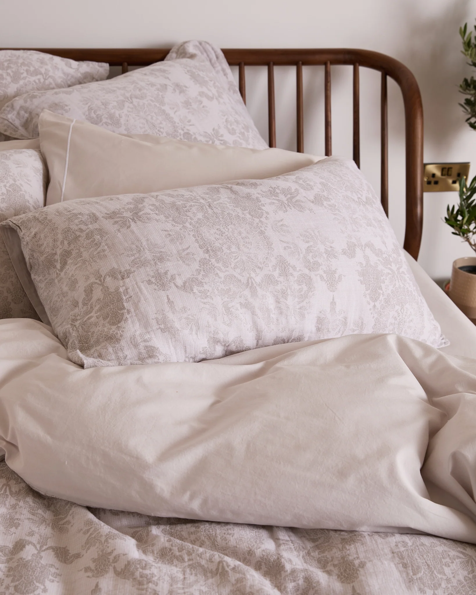 Foxford Tuscan Duvet Set - Image 4